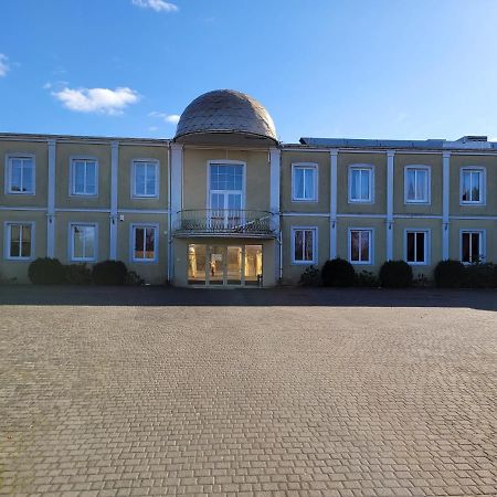Dworek Sobieskiego Скерневице Экстерьер фото